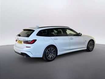 BMW 3 Series 2.0 330e 12kWh M Sport Touring 5dr Petrol Plug-in Hybrid Auto xD