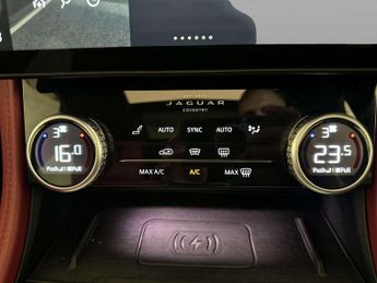 Jaguar F-PACE 2.0 P400e 19.3kWh R-Dynamic HSE Black SUV 5dr Petrol Plug-in Hyb
