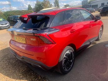 MG MG4 64kWh Trophy Long Range Auto 5dr