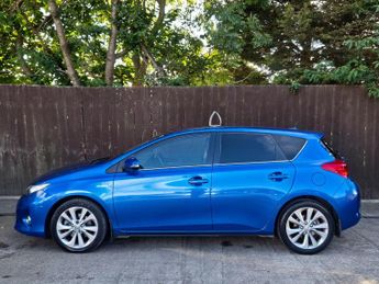 Toyota Auris 1.8 VVT-h Excel CVT Euro 5 (s/s) 5dr