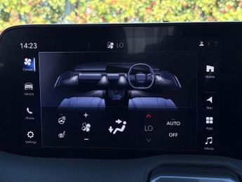 Toyota Urban Cruiser 61kWh Design SUV 5dr Electric Auto (174 ps)