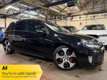 Volkswagen Golf GTi 2.0 TSI GTI Hatchback 5dr Petrol DSG Euro 5 (210 ps)