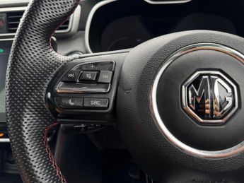 MG MG ZS 1.0 T-GDI Exclusive Auto Euro 6 5dr