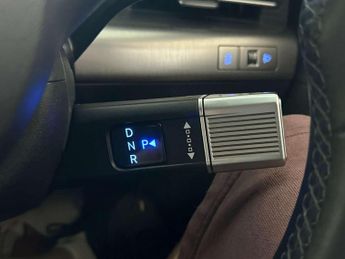 Hyundai KONA 65.4kWh Advance SUV 5dr Electric Auto (218 ps)