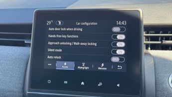 Renault Clio 1.6 E-TECH techno Hatchback 5dr Petrol Hybrid Auto Euro 6 (s/s) 