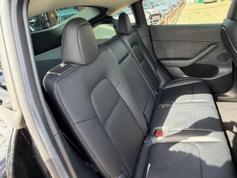 Tesla Model Y (Dual Motor) Performance SUV 5dr Electric Auto 4WDE (426 bhp)
