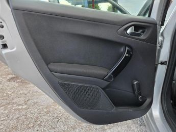 Peugeot 208 1.4 HDi Active Euro 5 5dr