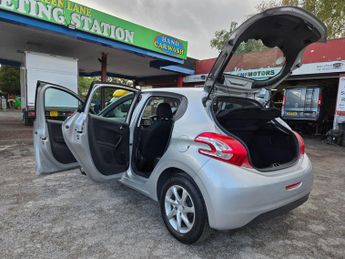 Peugeot 208 1.4 HDi Active Euro 5 5dr