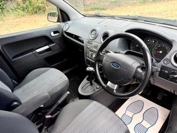 Ford Fusion 1.6 Plus 5dr
