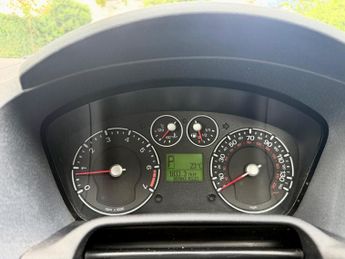 Ford Fusion 1.6 Plus 5dr