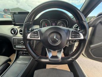 Mercedes-Benz CLA 2.1 CLA220d AMG Line Coupe 7G-DCT Euro 6 (s/s) 4dr