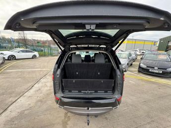 Land Rover Discovery 3.0 TD V6 HSE Auto 4WD Euro 6 (s/s) 5dr