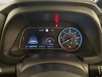 Nissan Leaf 40kWh Tekna Hatchback 5dr Electric Auto (150 ps)
