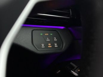 Volkswagen ID.4 Pure 52kWh Life Edition Auto 5dr
