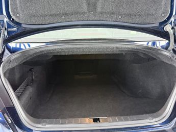 Infiniti Q70 2.2d Premium Auto Euro 6 (s/s) 4dr
