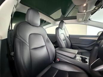 Tesla Model 3 (Dual Motor) Long Range Auto 4WDE 4dr