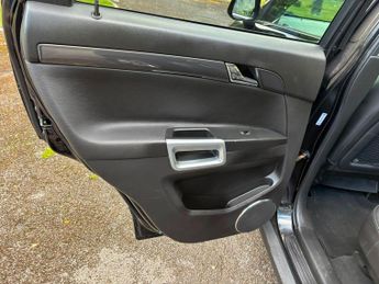 Vauxhall Antara 2.2 CDTi Exclusiv 2WD Euro 5 (s/s) 5dr