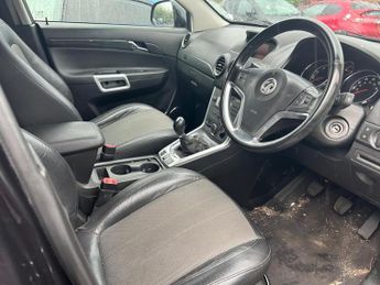 Vauxhall Antara 2.2 CDTi Exclusiv 2WD Euro 5 (s/s) 5dr