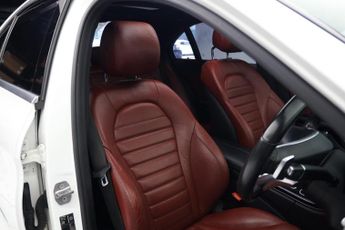 Mercedes-Benz C Class 2.1 C250d AMG Line (Premium Plus) G-Tronic+ 4MATIC Euro 6 (s/s) 