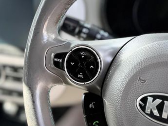 Kia Soul 27kWh EV Auto 5dr
