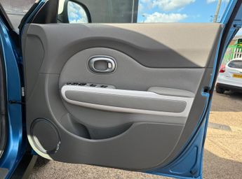 Kia Soul 27kWh EV Auto 5dr