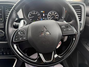 Mitsubishi Outlander 2.0 MIVEC 4 CVT 4WD Euro 6 (s/s) 5dr