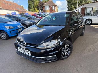Volkswagen Golf TDi 1.6 TDI BlueMotion Tech SE Nav Euro 6 (s/s) 5dr