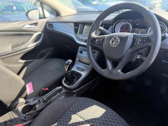 Vauxhall Astra 1.6 CDTi ecoFLEX Design Euro 6 (s/s) 5dr