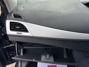 Renault Megane 1.6 16V Dynamique Euro 5 5dr