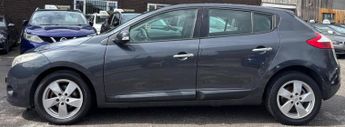Renault Megane 1.6 16V Dynamique Euro 5 5dr