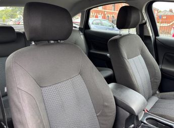 Ford Mondeo 2.0 TDCi Ghia 5dr