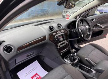 Ford Mondeo 2.0 TDCi Ghia 5dr