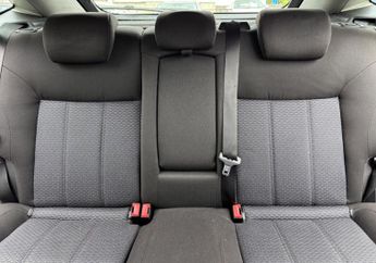 Ford Mondeo 2.0 TDCi Ghia 5dr