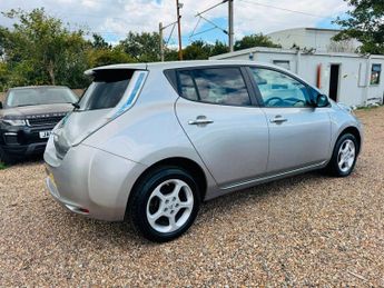 Nissan Leaf 24kWh Acenta Auto 5dr