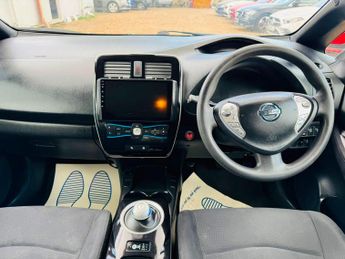 Nissan Leaf 24kWh Acenta Auto 5dr