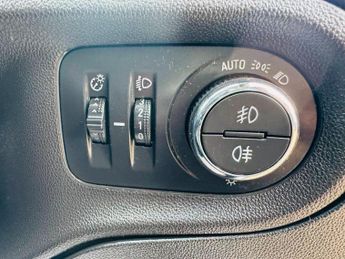 Vauxhall Grandland X 1.2 Turbo Elite Nav Auto Euro 6 (s/s) 5dr