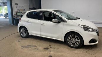 Peugeot 208 1.2 PureTech Allure Euro 6 5dr