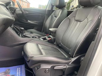 Vauxhall Grandland X 2.0 Turbo D BlueInjection Ultimate SUV 5dr Diesel Auto Euro 6 (s