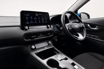 Hyundai Kona 64kWh Premium SUV 5dr Electric Auto (10.5kW Charger) (204 ps)