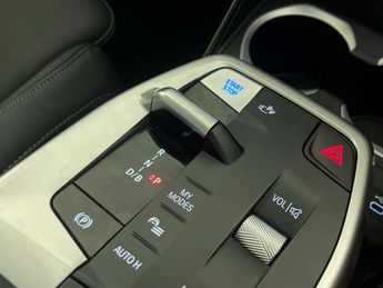 BMW iX1 30 66.5kWh xLine SUV 5dr Electric Auto xDrive (11kW Charger) (31