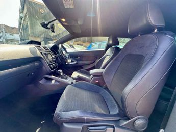 Volkswagen Scirocco 2.0 TDI BlueMotion Tech GT DSG Euro 6 (s/s) 3dr