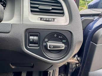 Volkswagen Golf 1.6 TDI BlueMotion Tech Match DSG Euro 5 (s/s) 5dr