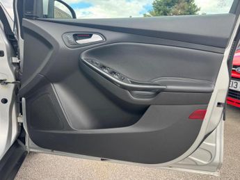 Ford Focus 1.5 TDCi Titanium X Powershift Euro 6 (s/s) 5dr