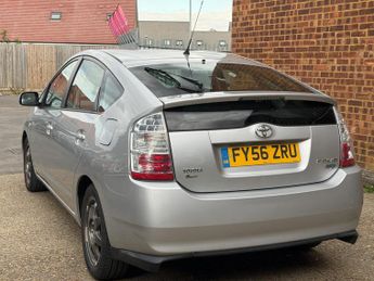 Toyota Prius 1.5 T Spirit CVT 5dr