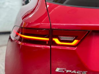 Jaguar E-PACE 2.0 D240 R-Dynamic HSE Auto AWD Euro 6 (s/s) 5dr