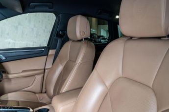 Porsche Macan 2.0T PDK 4WD Euro 6 (s/s) 5dr