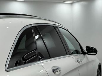 Mercedes-Benz GLC 2.1 GLC220d Sport (Premium) G-Tronic 4MATIC Euro 6 (s/s) 5dr