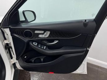 Mercedes-Benz GLC 2.1 GLC220d Sport (Premium) G-Tronic 4MATIC Euro 6 (s/s) 5dr