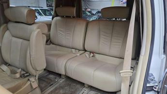 Nissan Elgrand E51 XL model 3.5 Recliners Sunroof