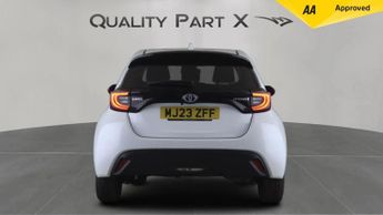 Toyota Yaris 1.5 VVT-h Design E-CVT Euro 6 (s/s) 5dr
